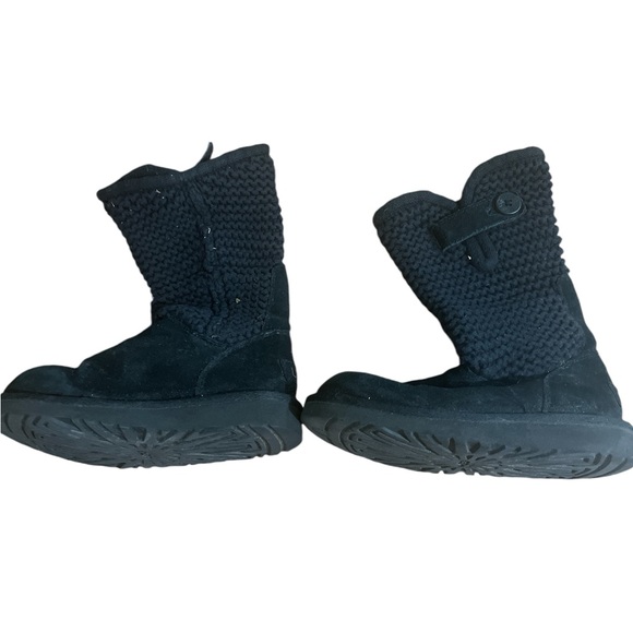 Girls black suede tall Ugg boots sweater top sz 1 winter boots fur lined winter - Picture 3 of 7